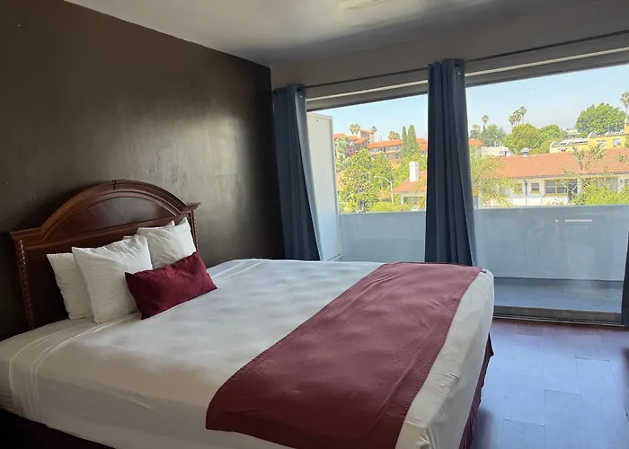 Holiday Lodge