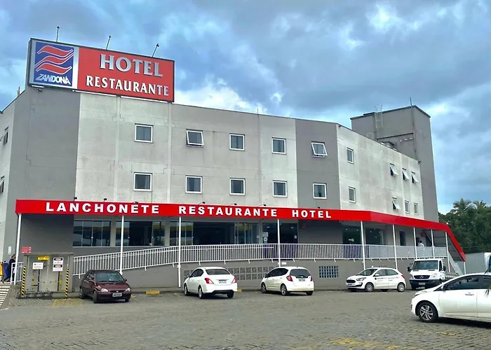 Hotel Zandoná