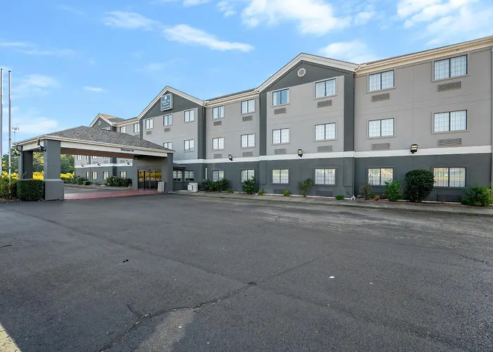 Hiway Inn Express Of Broken Bow