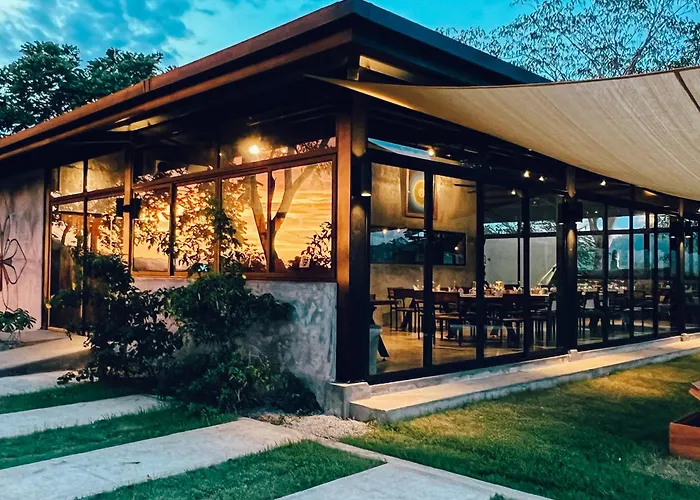Alaya B&B - Yoga & Surf Retreat