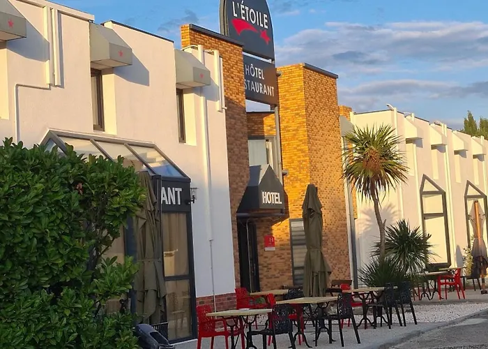 Hôtel L'Etoile Aéroport - A61
