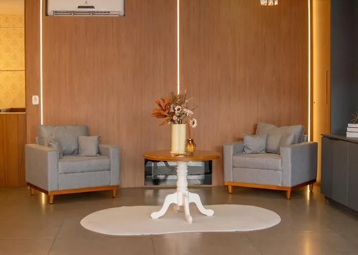 Eleganz Suítes Exclusive Centro