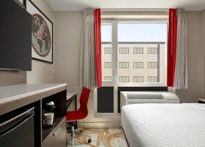 Ramada By Wyndham Brooklyn Empire Blvd