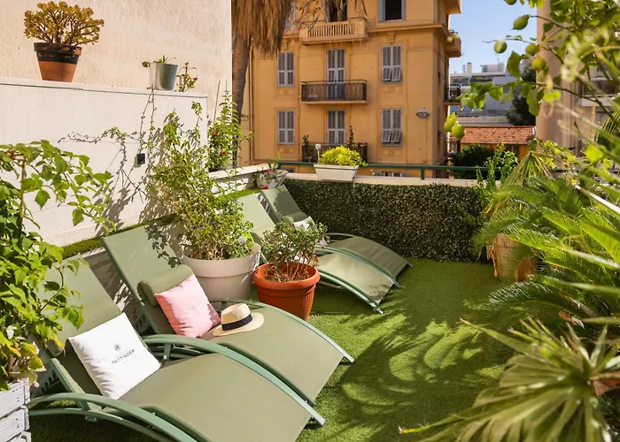 Hôtel Locarno Nice
