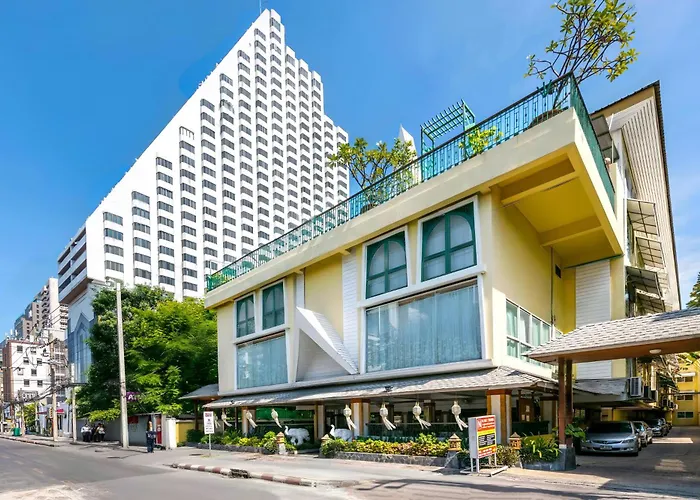 Royal Ivory Sukhumvit Nana