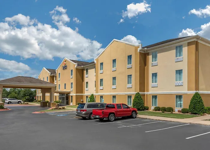 Comfort Inn & Suites Bryant - Benton