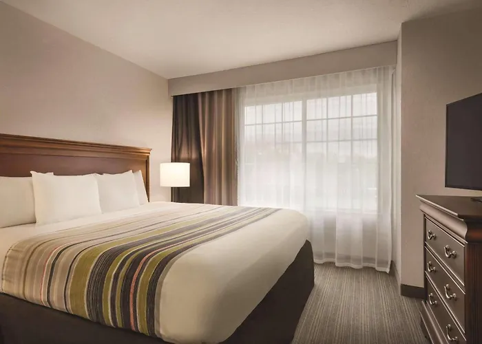 Country Inn & Suites By Radisson, Valparaiso, In