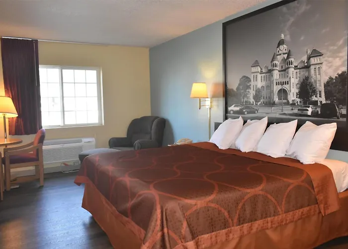 Super 8 By Wyndham Carthage