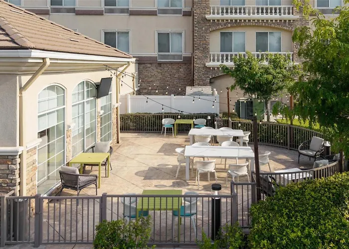 Hilton Garden Inn Ontario