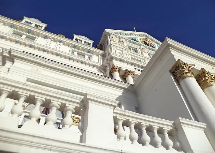 Royal Victoria Hotel