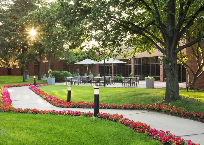 Delta Hotels By Marriott Minneapolis Northeast