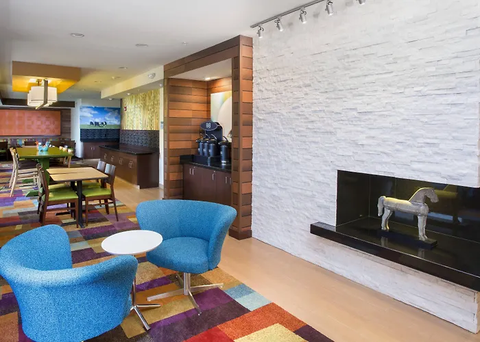 Fairfield Inn & Suites By Marriott Quincy