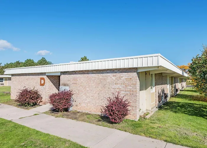 Days Inn By Wyndham Henrietta/Rochester Area