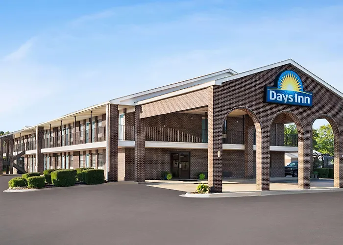 Days Inn By Wyndham Demopolis