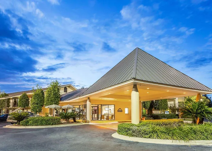 Days Inn By Wyndham Lake Park/Valdosta