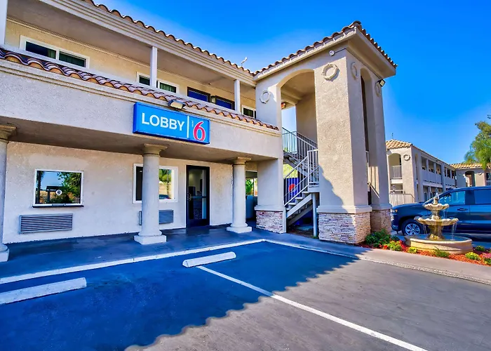 Motel 6-, Ca