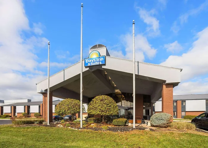 Days Inn & Suites By Wyndham Northwest Indianapolis