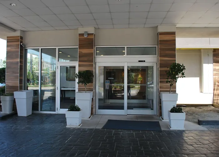 Wyndham Garden Summerville