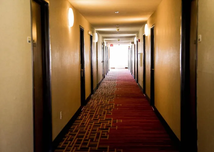Americas Best Value Inn & Suites-Forest Grove/Hillsboro
