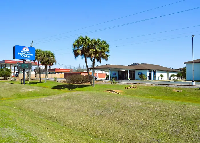 Americas Best Value Inn & Suites-Foley - Fully Renovated