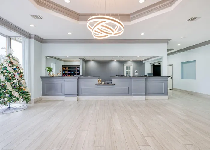Hotel Elev8 Conroe