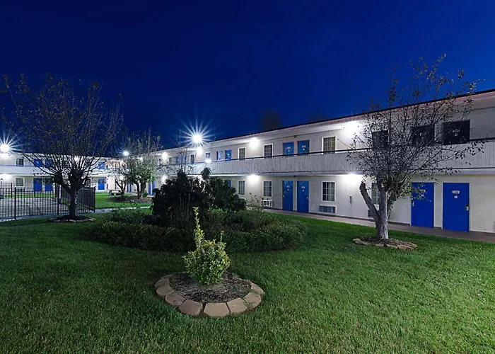 Motel 6-, Va