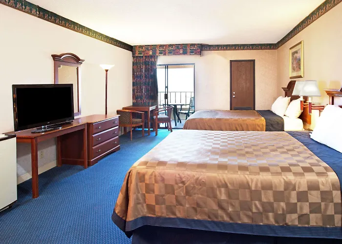 Travelodge By Wyndham Ocean Front Sunset Beach