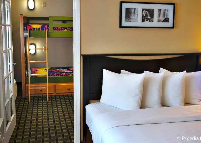 Stanford Inn & Suites Anaheim