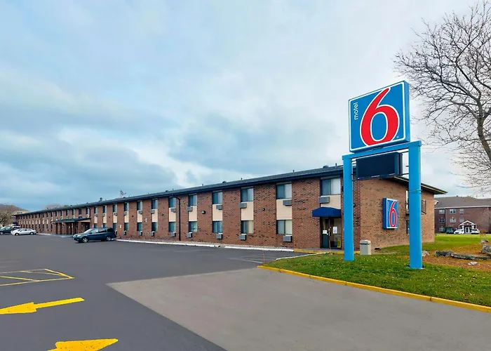 Motel 6-Oak Creek, Wi