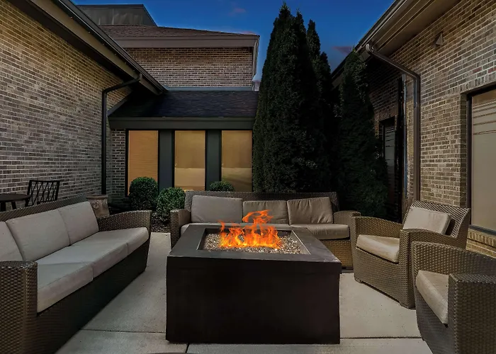 Best Western Okemos/East Lansing Hotel & Suites