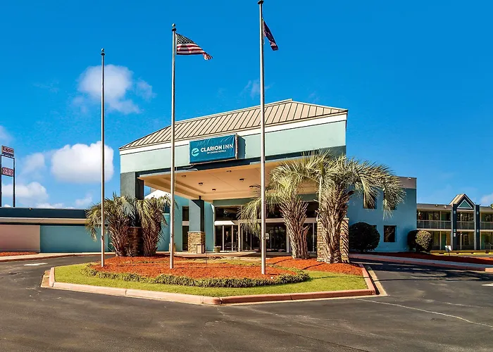 Clarion Inn & Suites Florence - Darlington