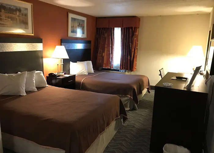 Howard Johnson By Wyndham Newark Airport