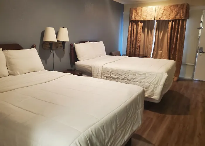 Deerfield & Suites