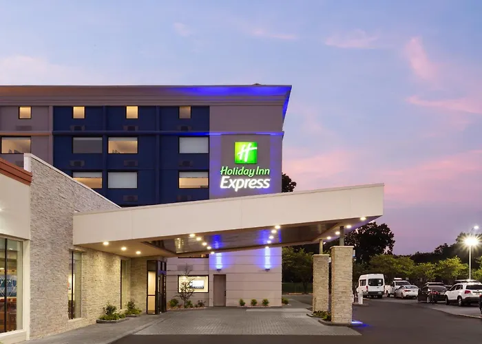 Holiday Inn Express Atlanta Airport - North By Ihg