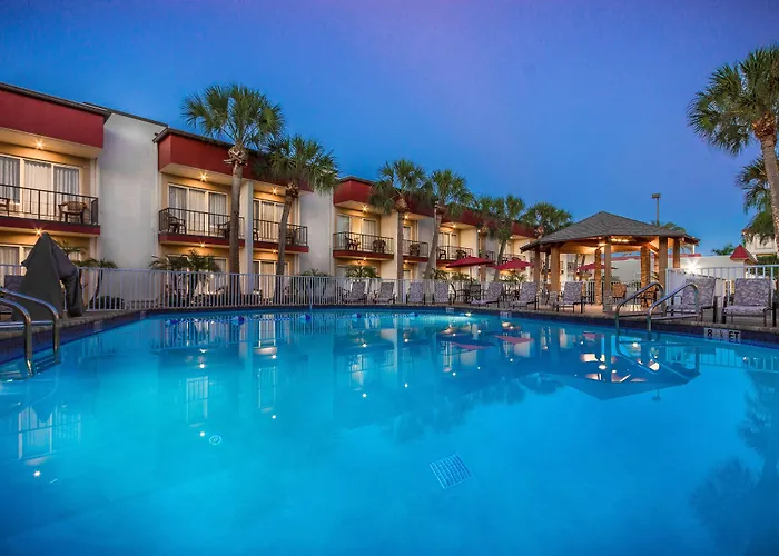 La Quinta By Wyndham Central