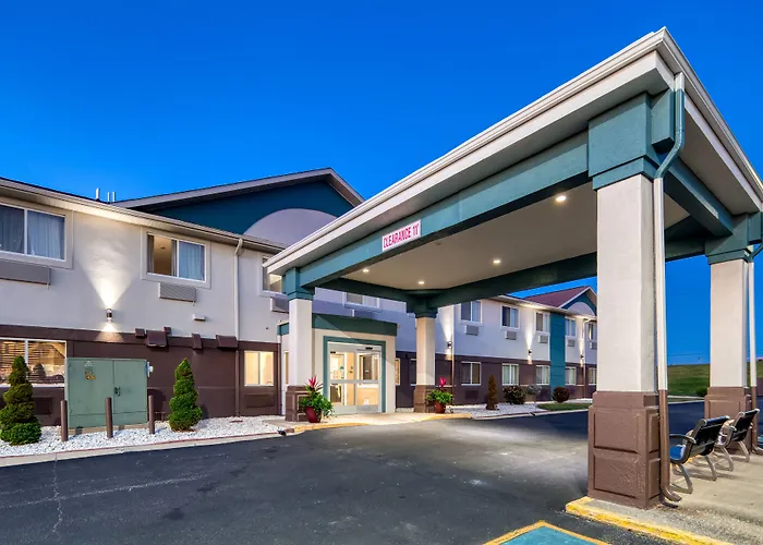 Quality Inn & Suites Springfield Southwest Near I-72