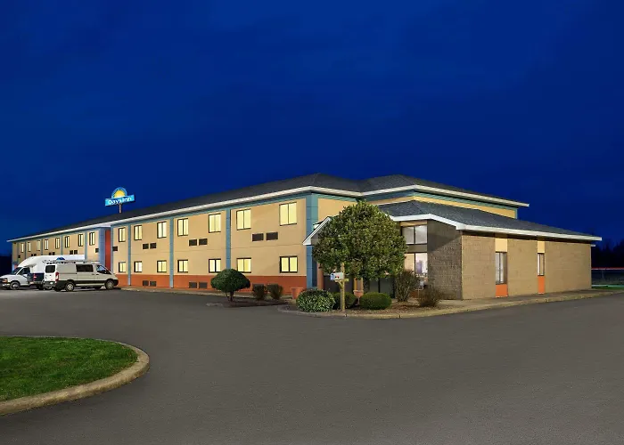 Days Inn By Wyndham Canastota Verona