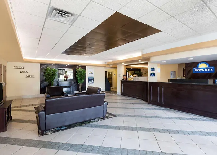 Days Inn By Wyndham Albion