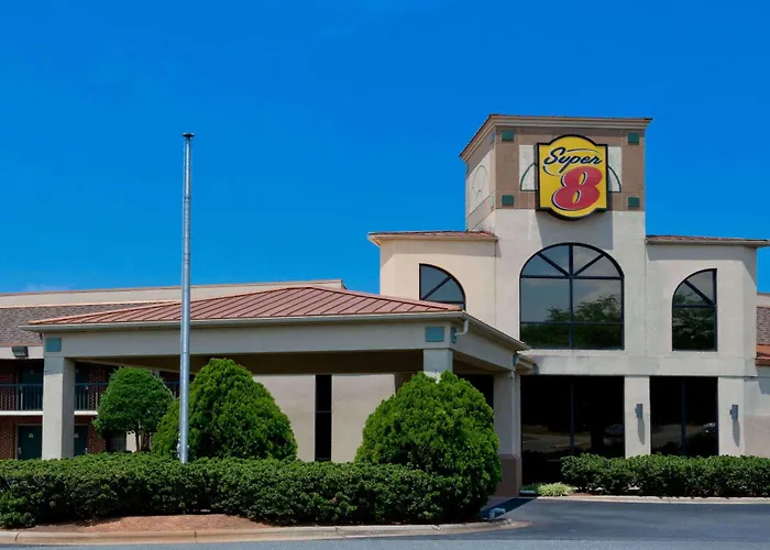 Super 8 By Wyndham Huntersville/Charlotte Area