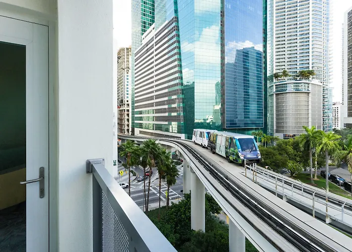 Courtyard Miami Downtown Brickell Area