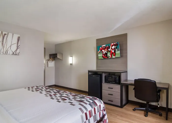 Red Roof Inn & Suites I-95