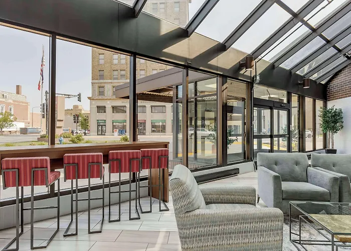 Best Western Plus Waterloo & Cedar Falls