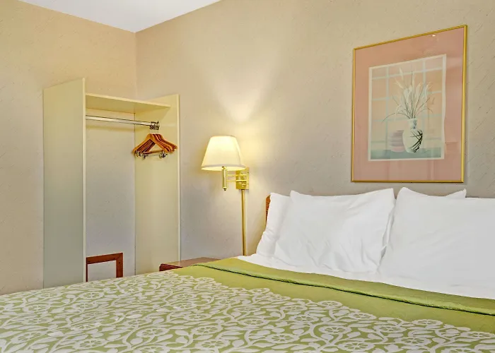 Days Inn By Wyndham Monticello