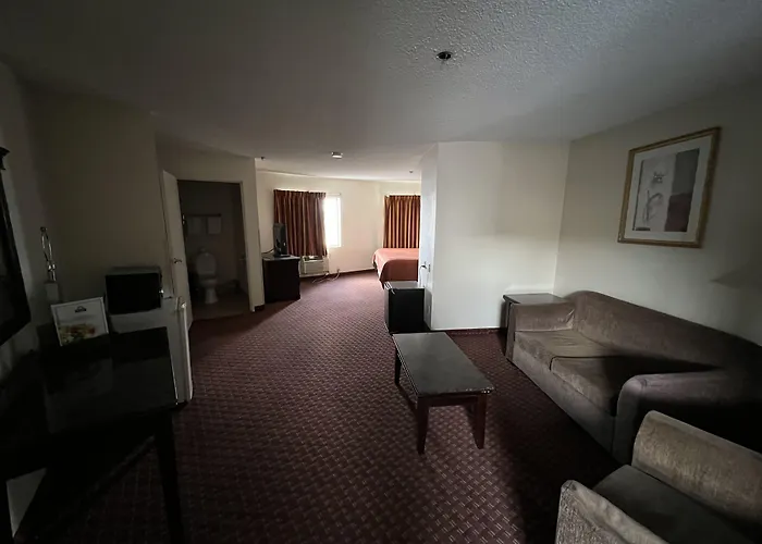 Days Inn & Suites By Wyndham Rancho Cordova