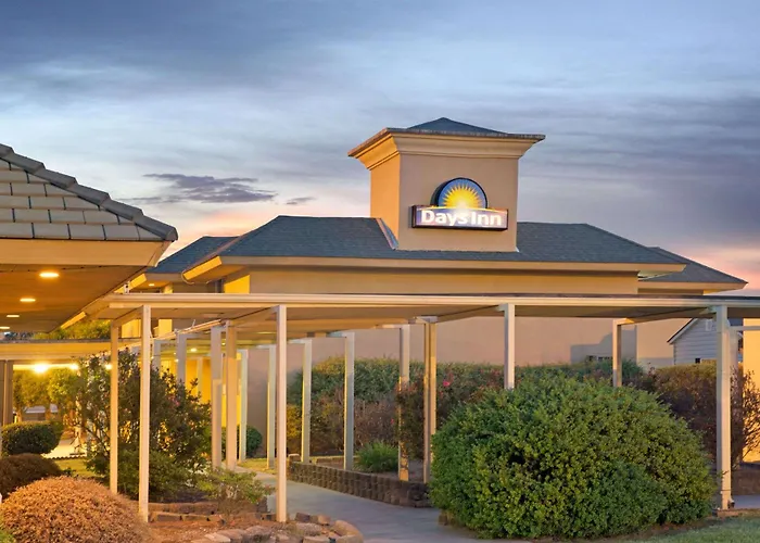 Days Inn By Wyndham Charlotte/Woodlawn Near Carowinds