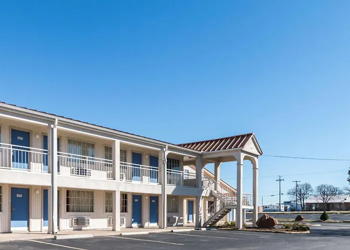 Motel 6-, Tx