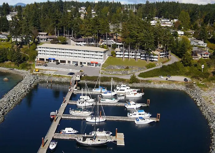 Beach Gardens Resort And Marina