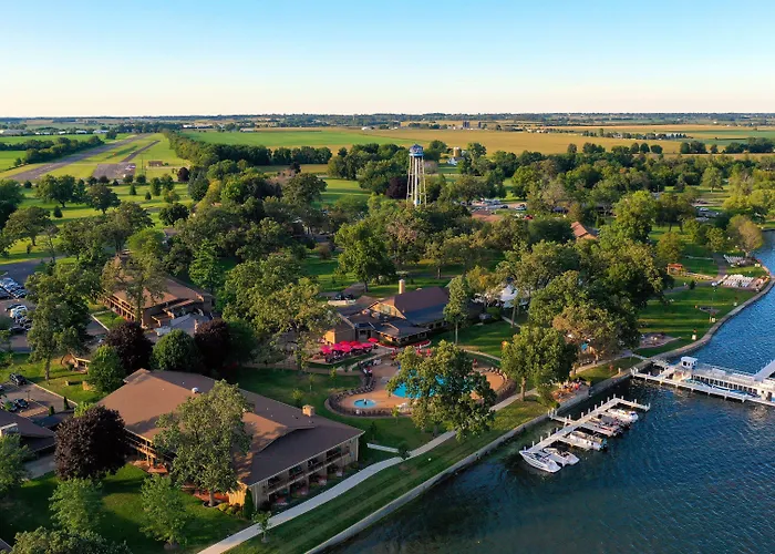 Lake Lawn Resort