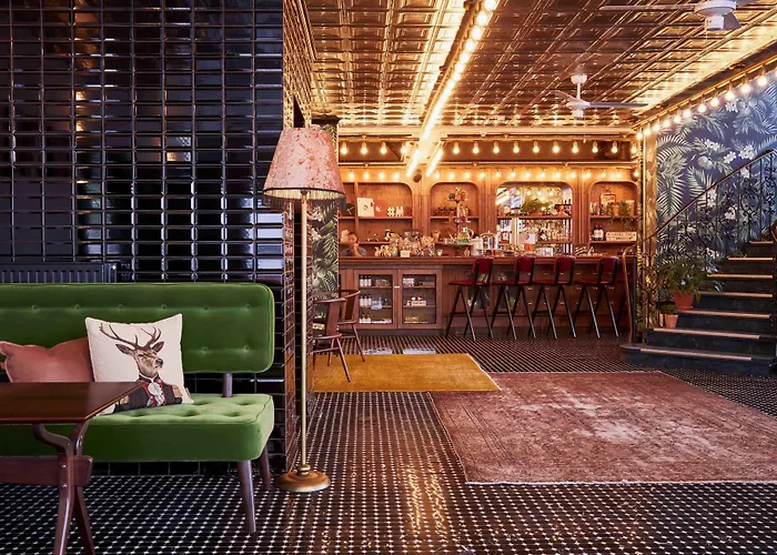 Max Brown Midtown, Part Of Sircle Collection