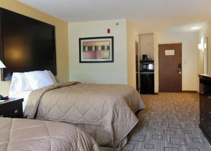 Quality Inn & Suites Greenville Near Downtown